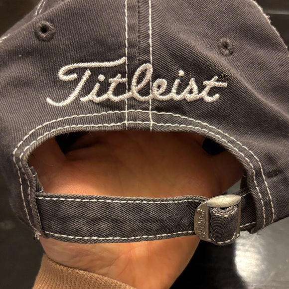 Titleist Charcoal Cap with White Logo - Picture 4 of 9